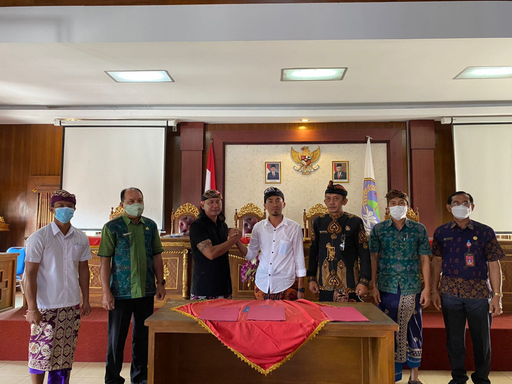 Penetapan Penggunaan Nama,Foto dan Pengundian Nomor Urut Calon Perbekel Petang